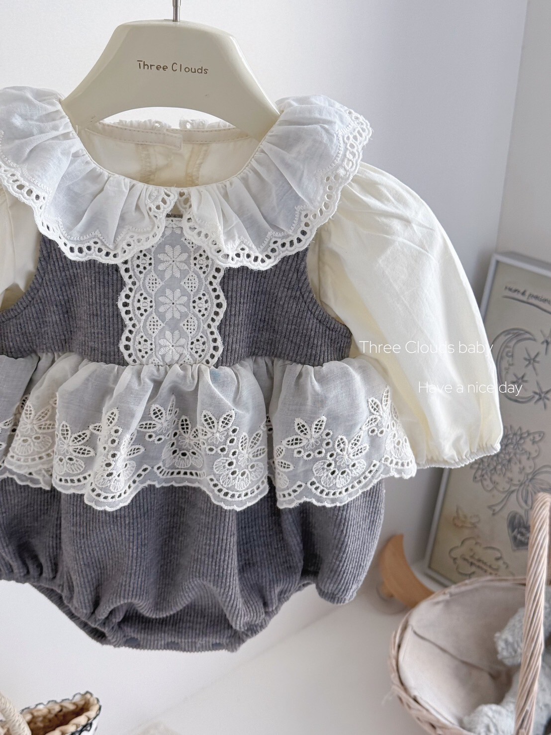 LINE_ALBUM_202592_250902_139