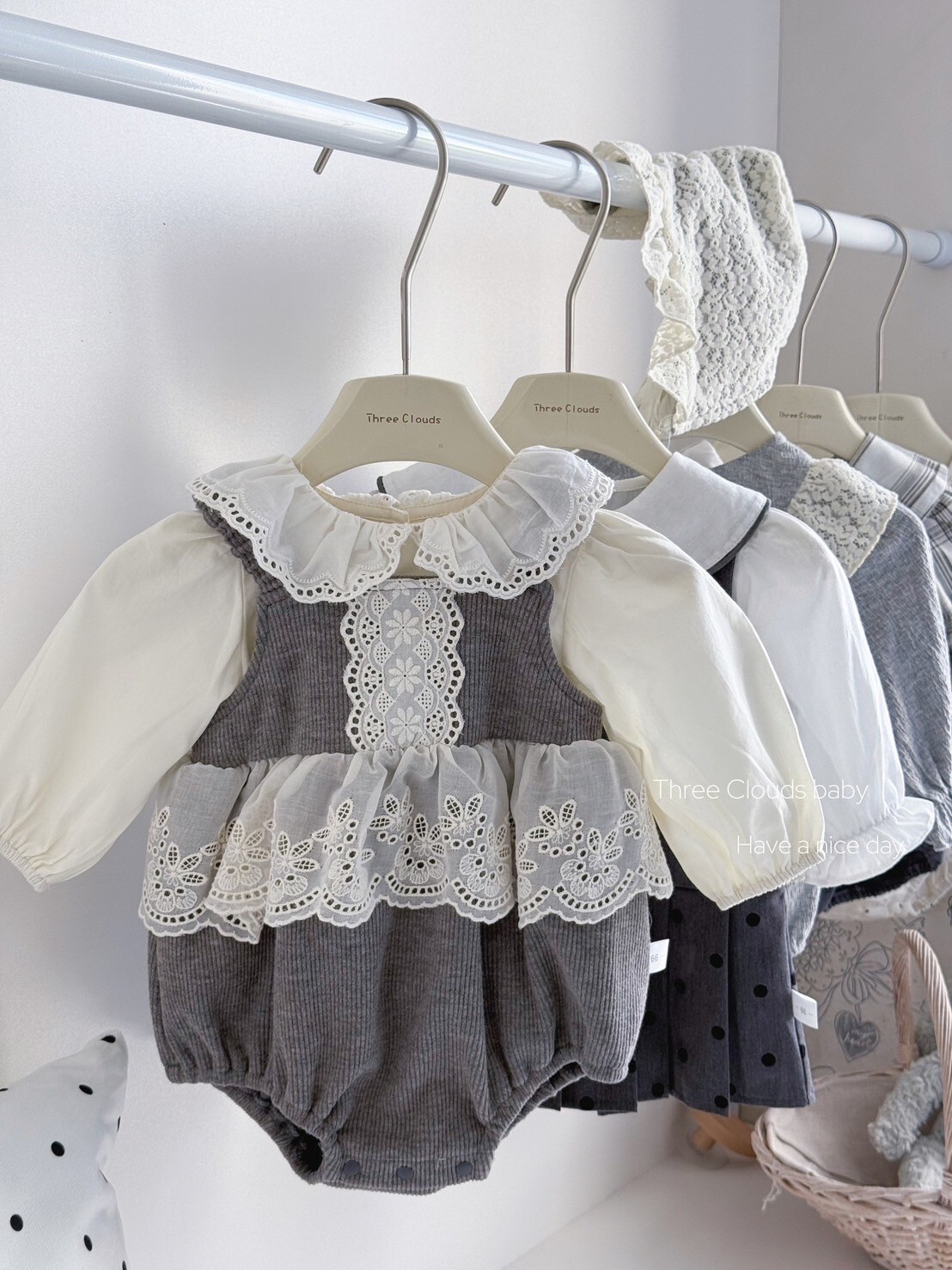 LINE_ALBUM_202592_250902_140