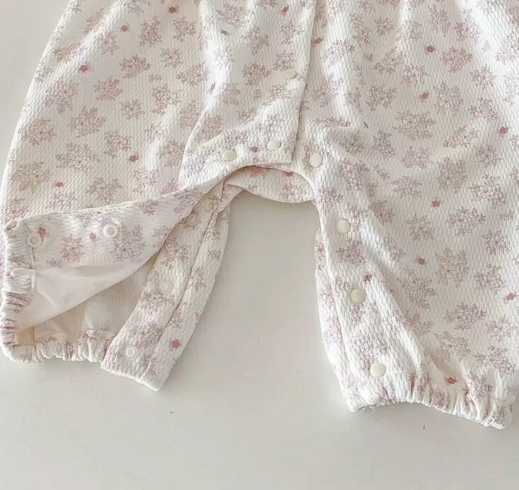 LINE_ALBUM_202593_250903_100