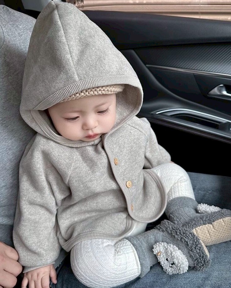 LINE_ALBUM_202593_250903_74