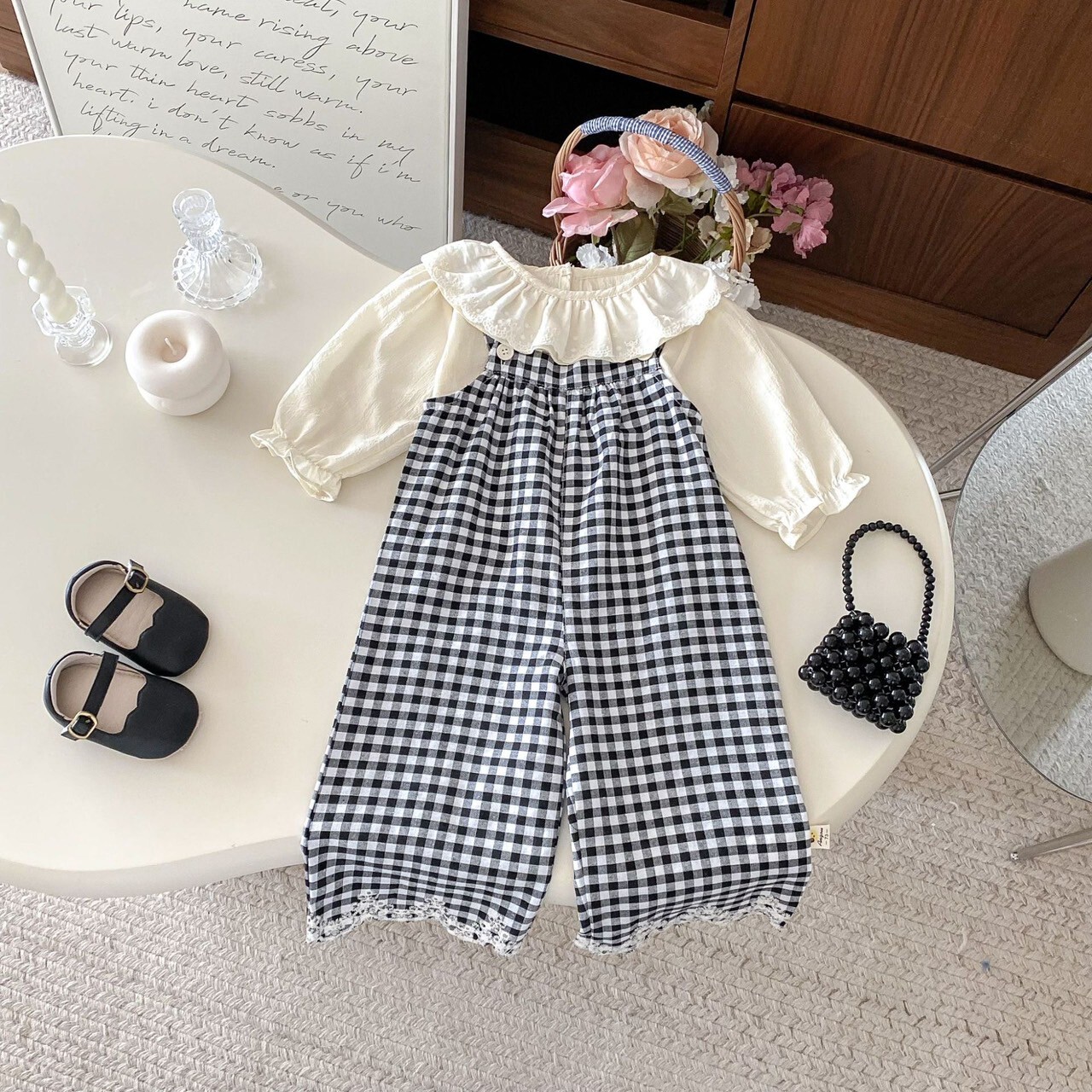 LINE_ALBUM_202594_250904_70