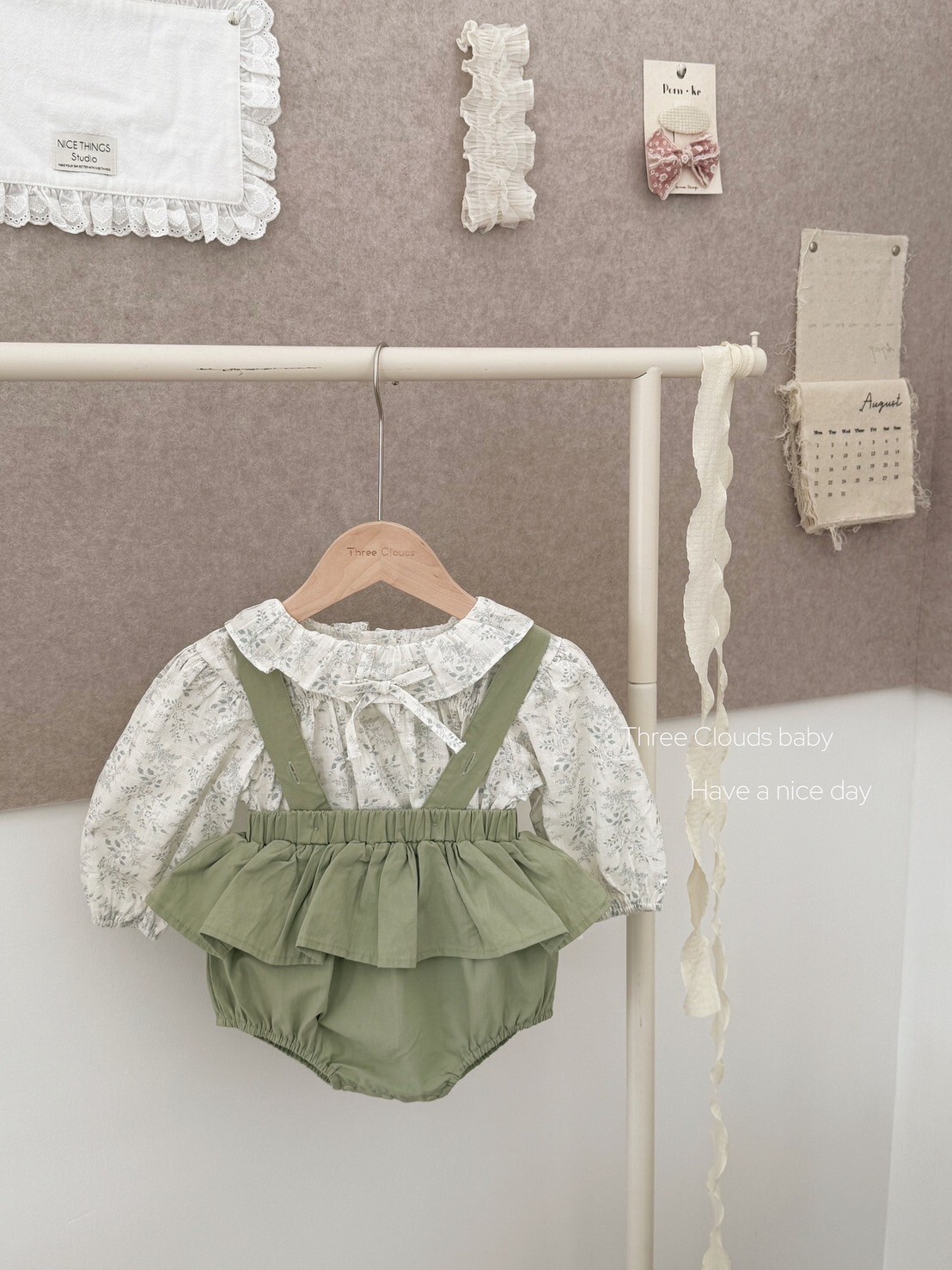 LINE_ALBUM_202595_250905_143