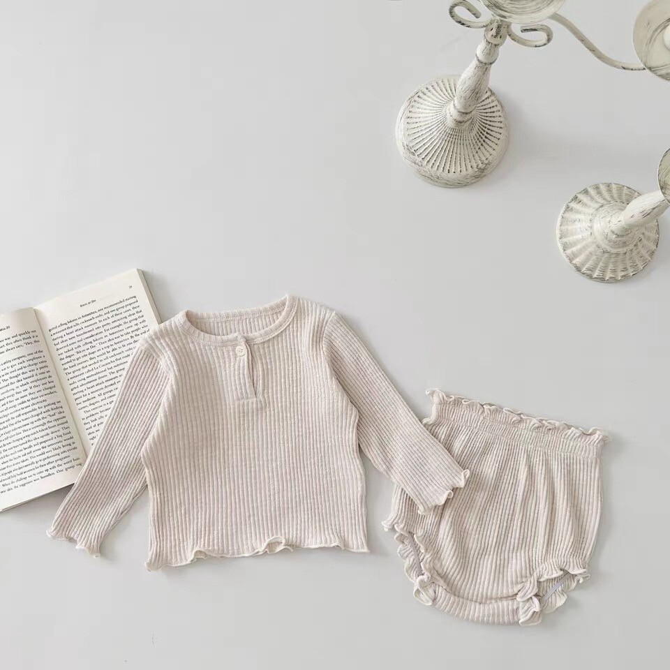 LINE_ALBUM_202596_250906_229