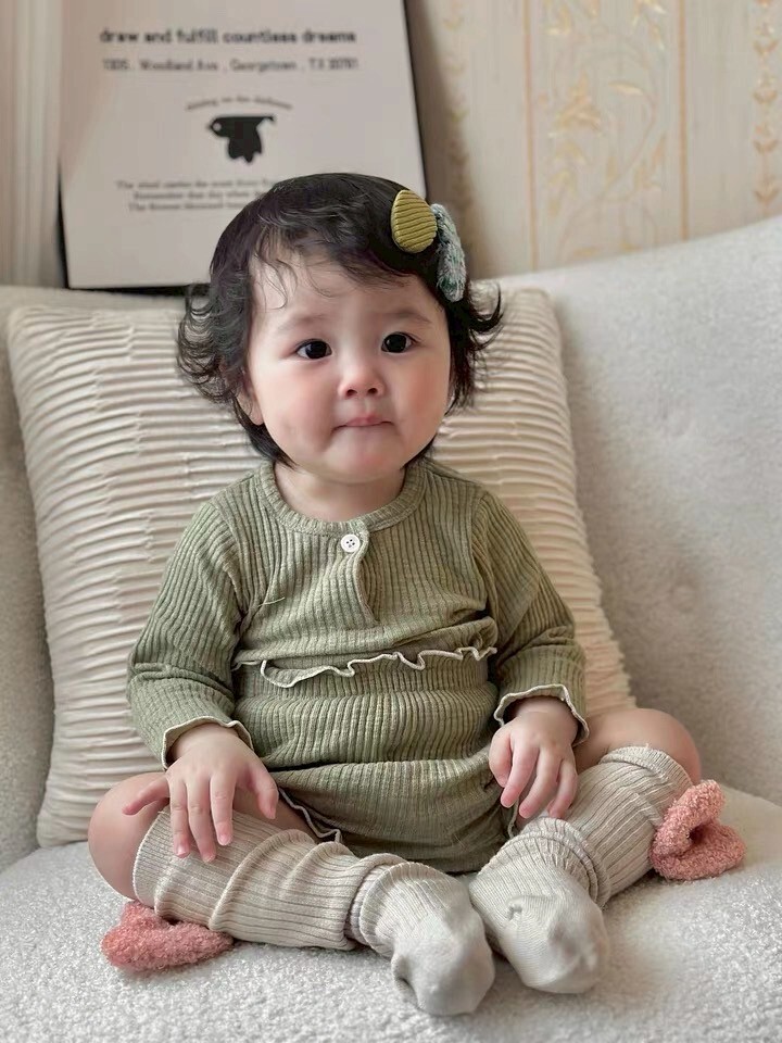 LINE_ALBUM_202596_250906_241