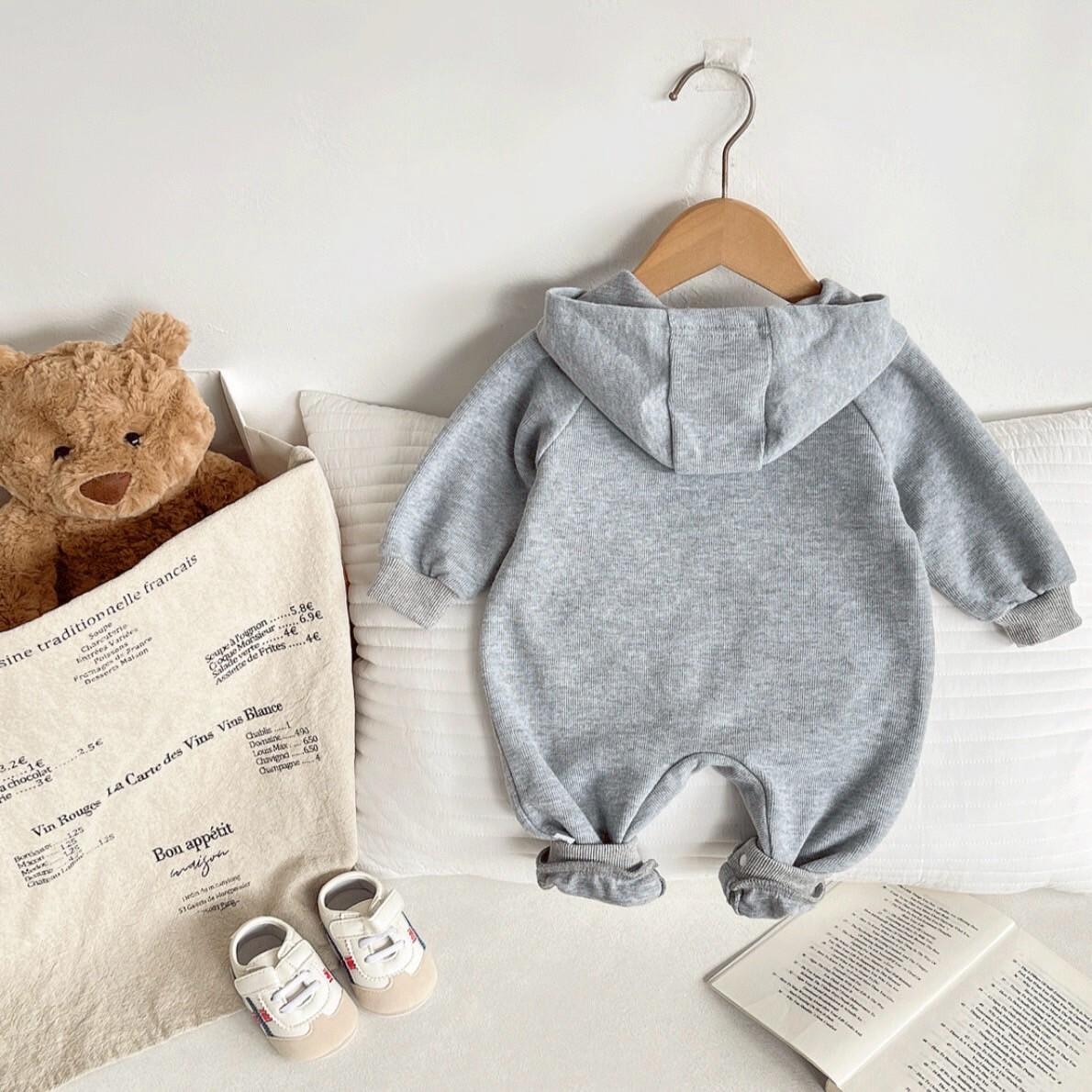 LINE_ALBUM_202596_250906_224