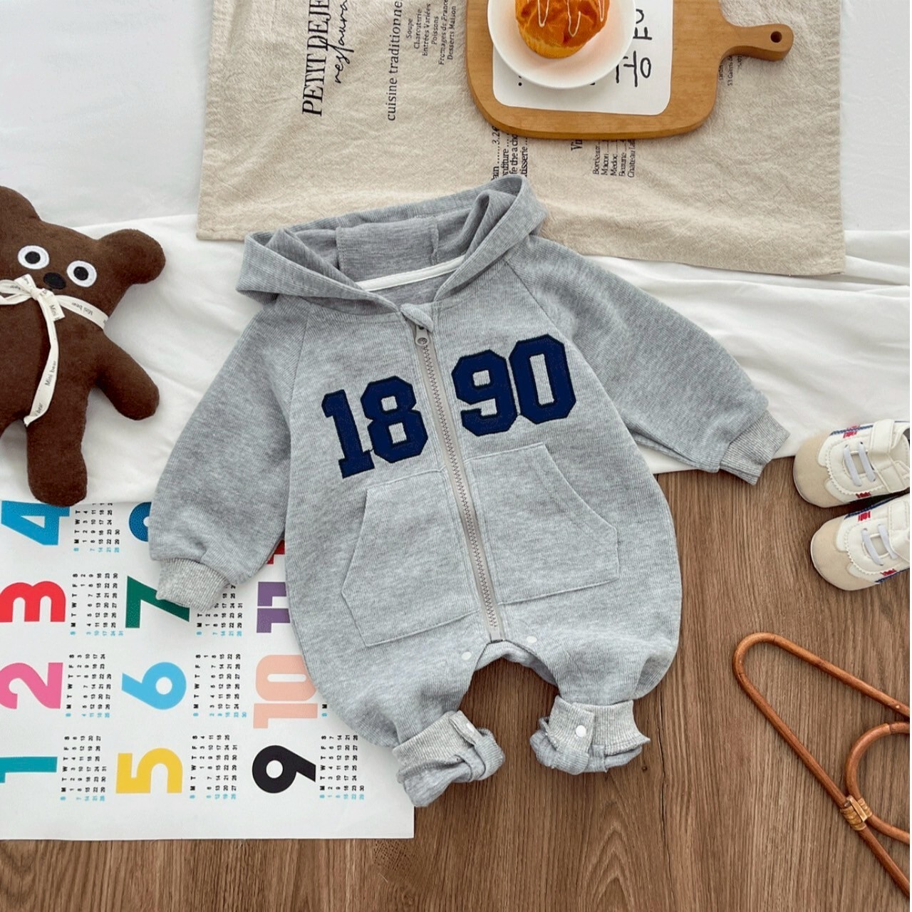 LINE_ALBUM_202596_250906_222