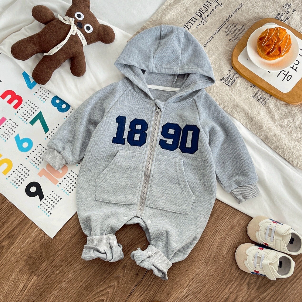 LINE_ALBUM_202596_250906_223