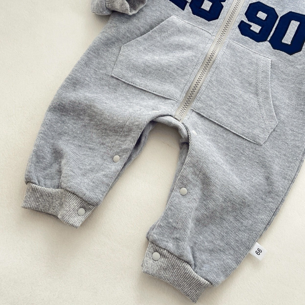 LINE_ALBUM_202596_250906_218