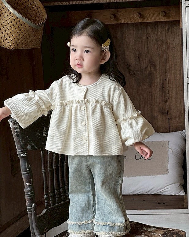 LINE_ALBUM_202596_250906_213