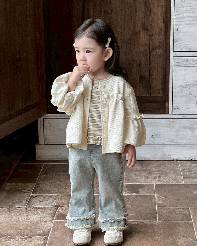 LINE_ALBUM_202596_250906_204