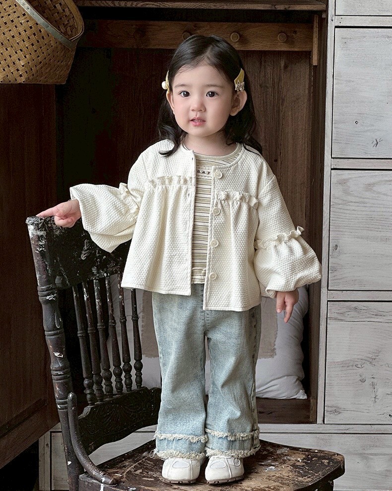 LINE_ALBUM_202596_250906_216