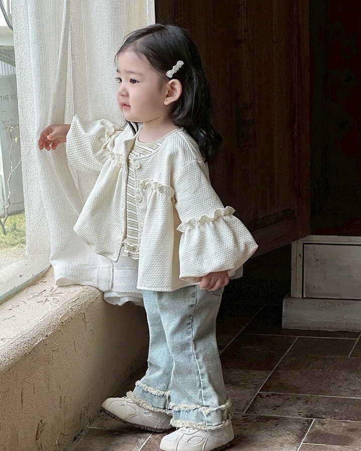 LINE_ALBUM_202596_250906_206