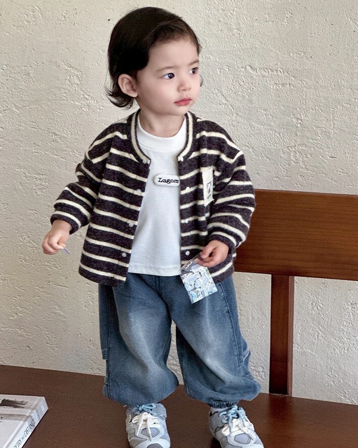 LINE_ALBUM_202596_250906_192