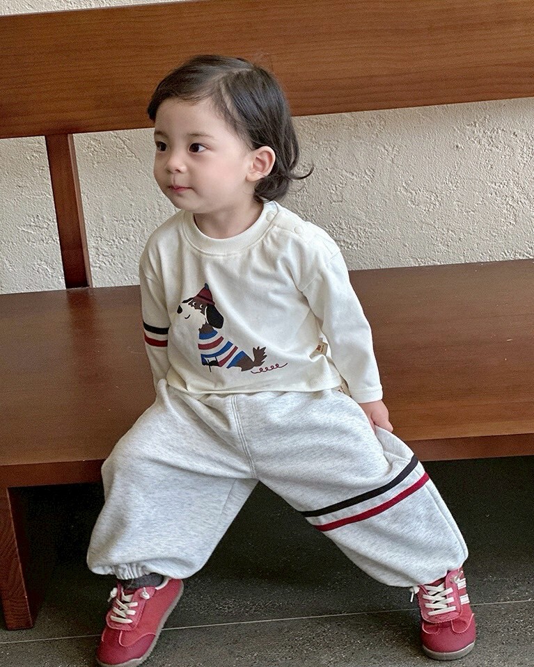 LINE_ALBUM_202596_250906_184