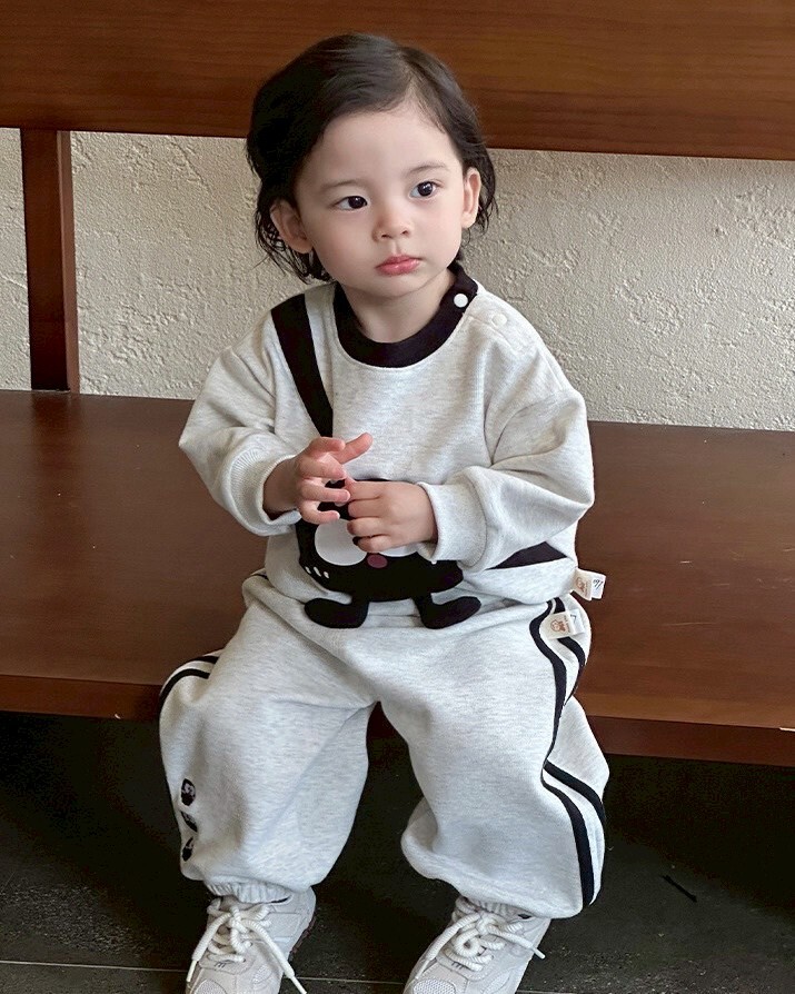 LINE_ALBUM_202596_250906_162