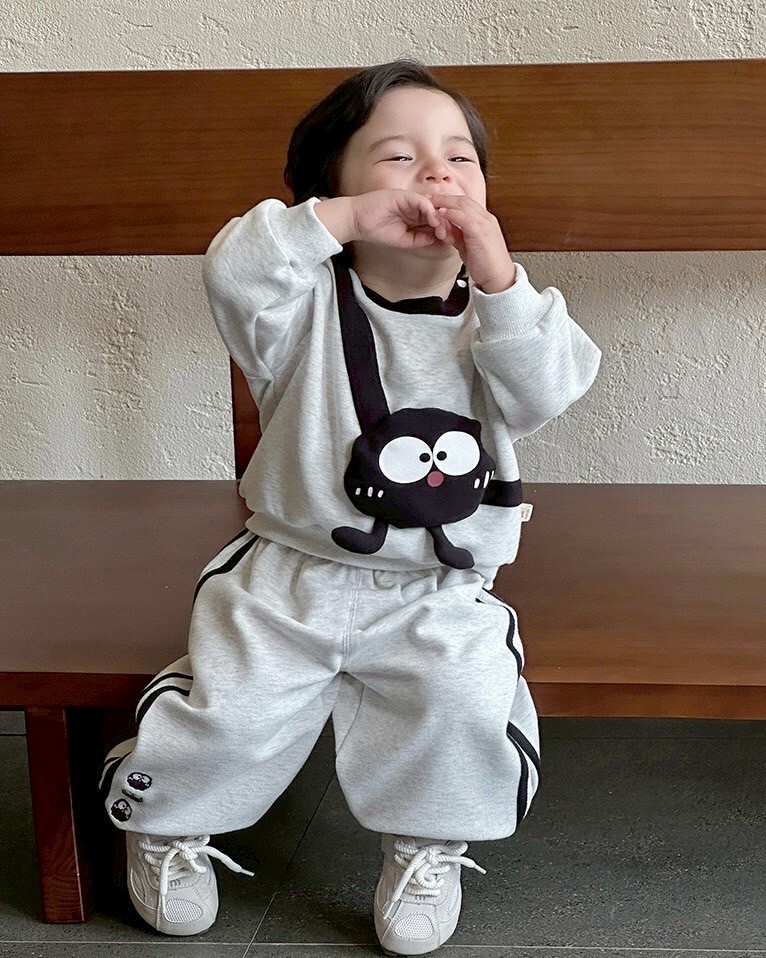 LINE_ALBUM_202596_250906_161