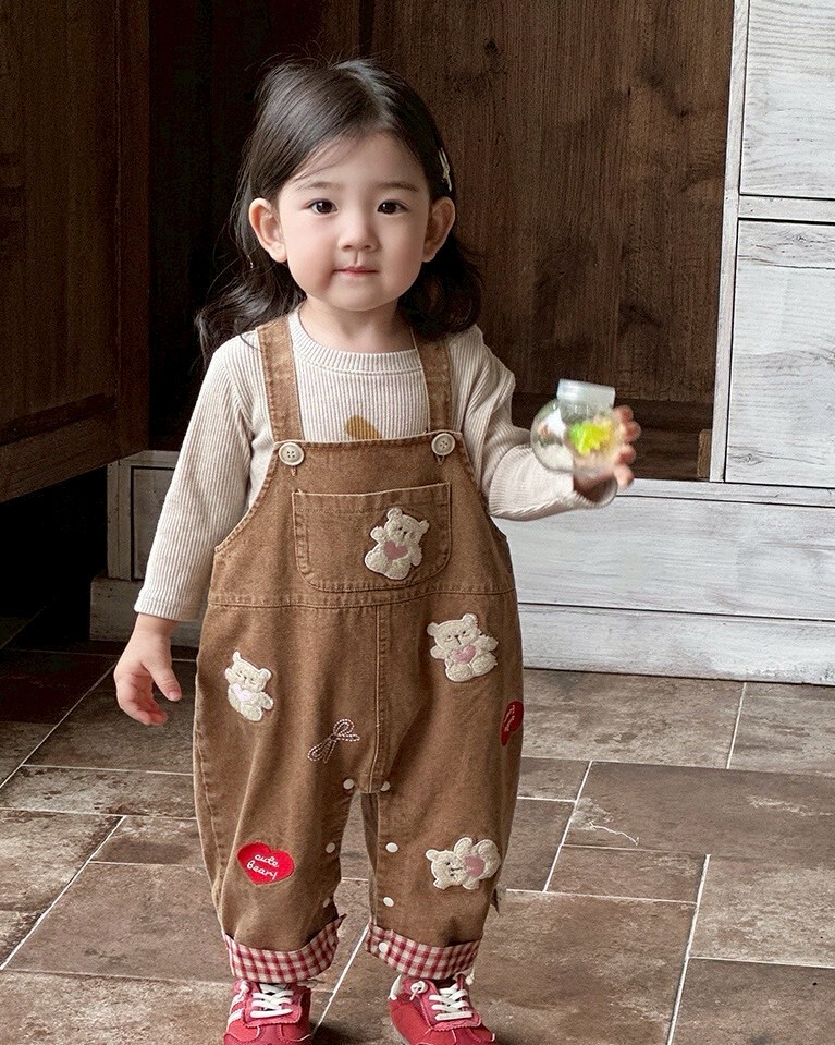 LINE_ALBUM_202596_250906_156