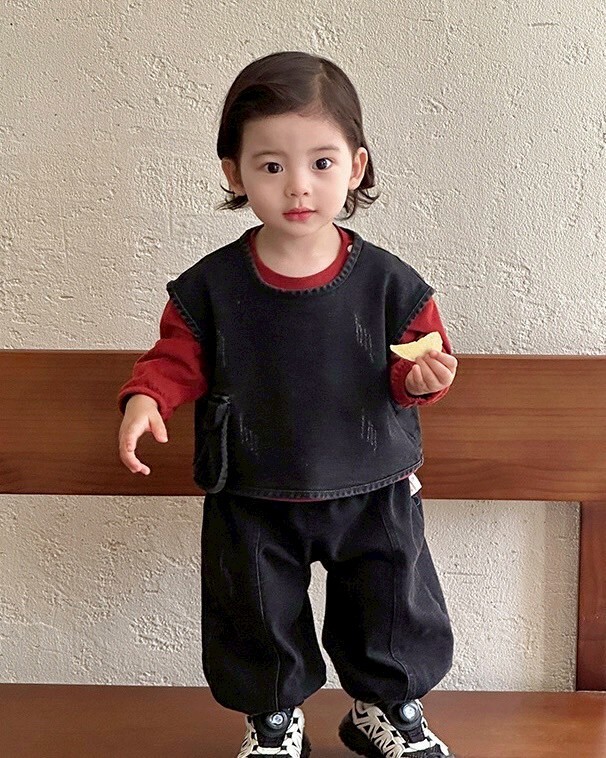 LINE_ALBUM_202596_250906_137