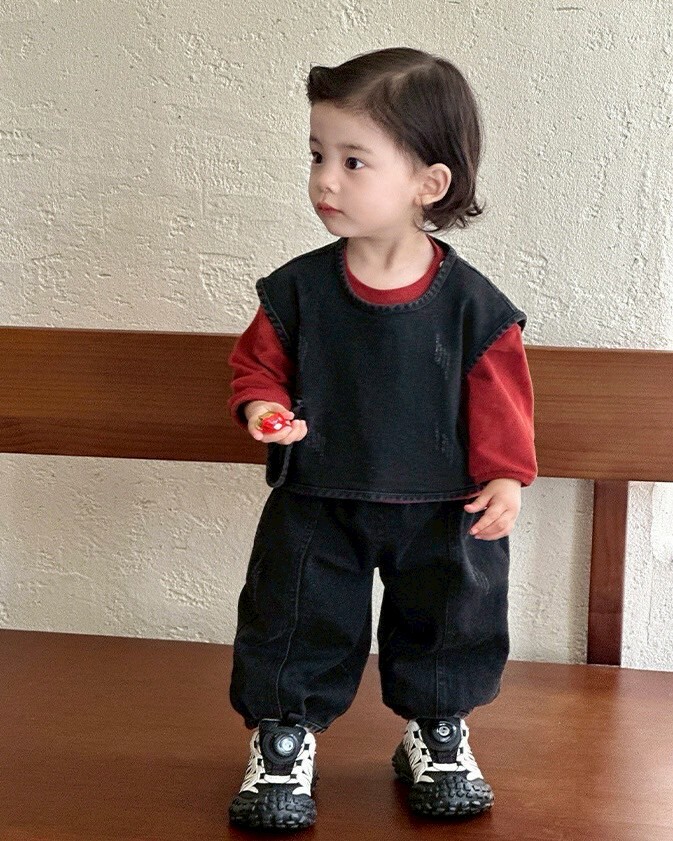 LINE_ALBUM_202596_250906_142