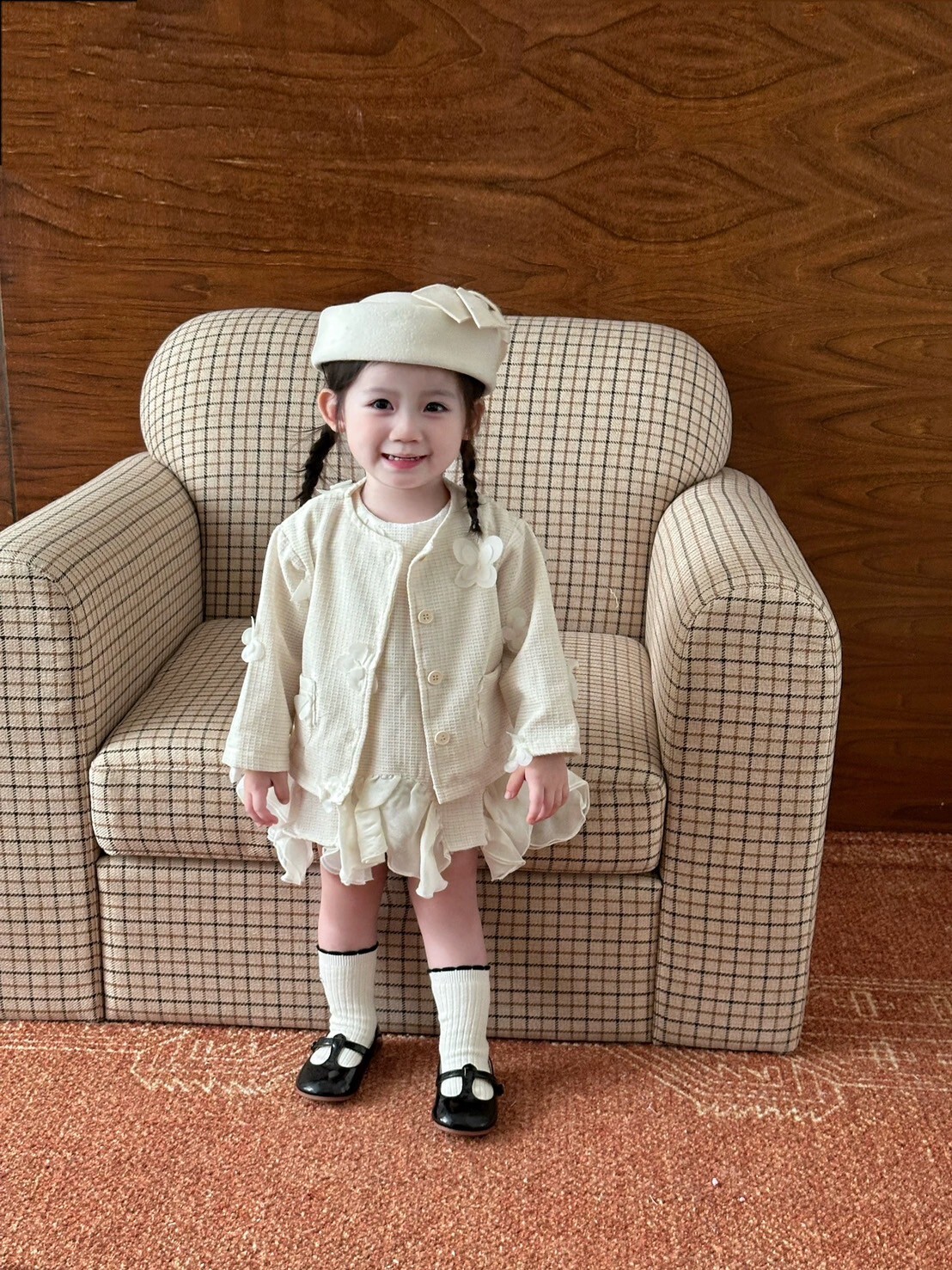 LINE_ALBUM_202596_250906_106