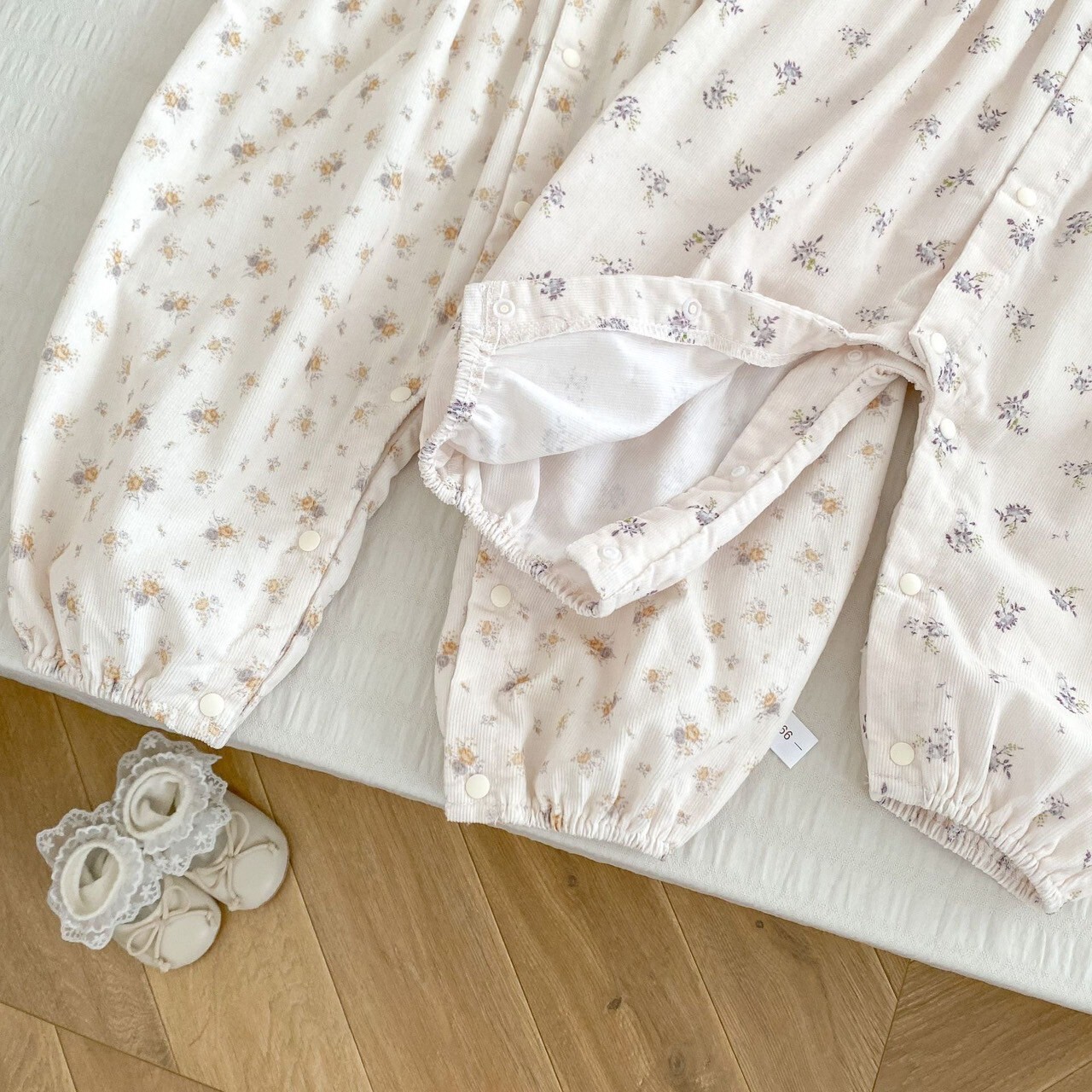 LINE_ALBUM_202597_250907_155