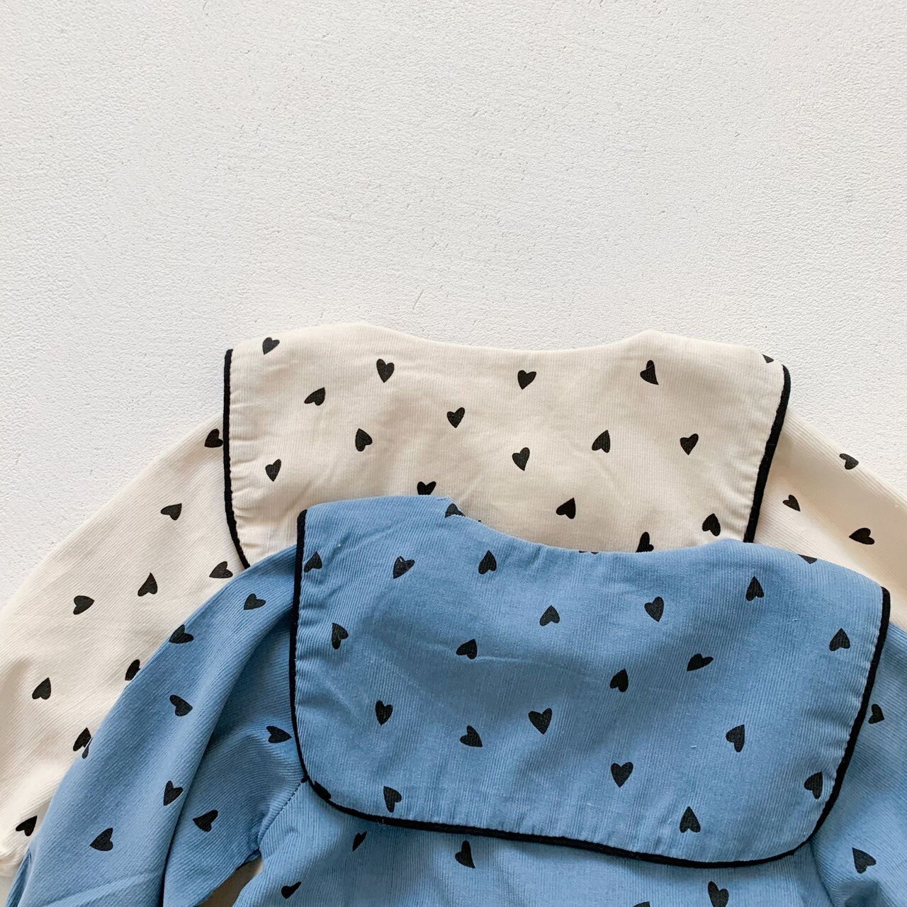 LINE_ALBUM_202597_250907_136