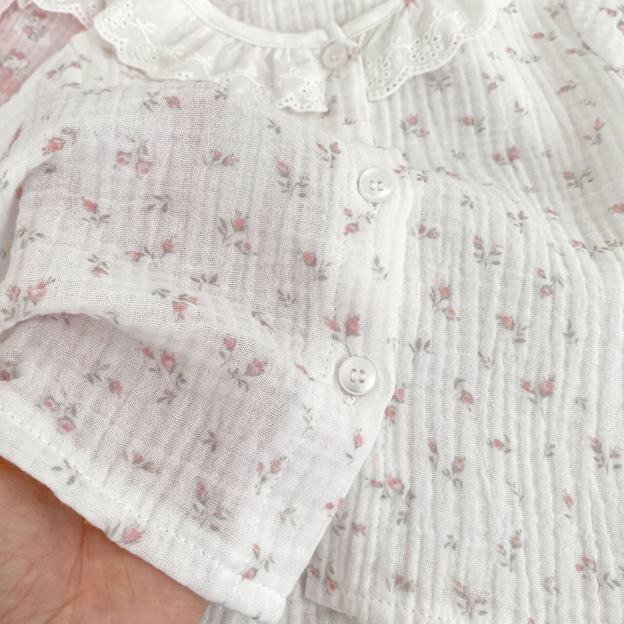 LINE_ALBUM_202597_250907_125