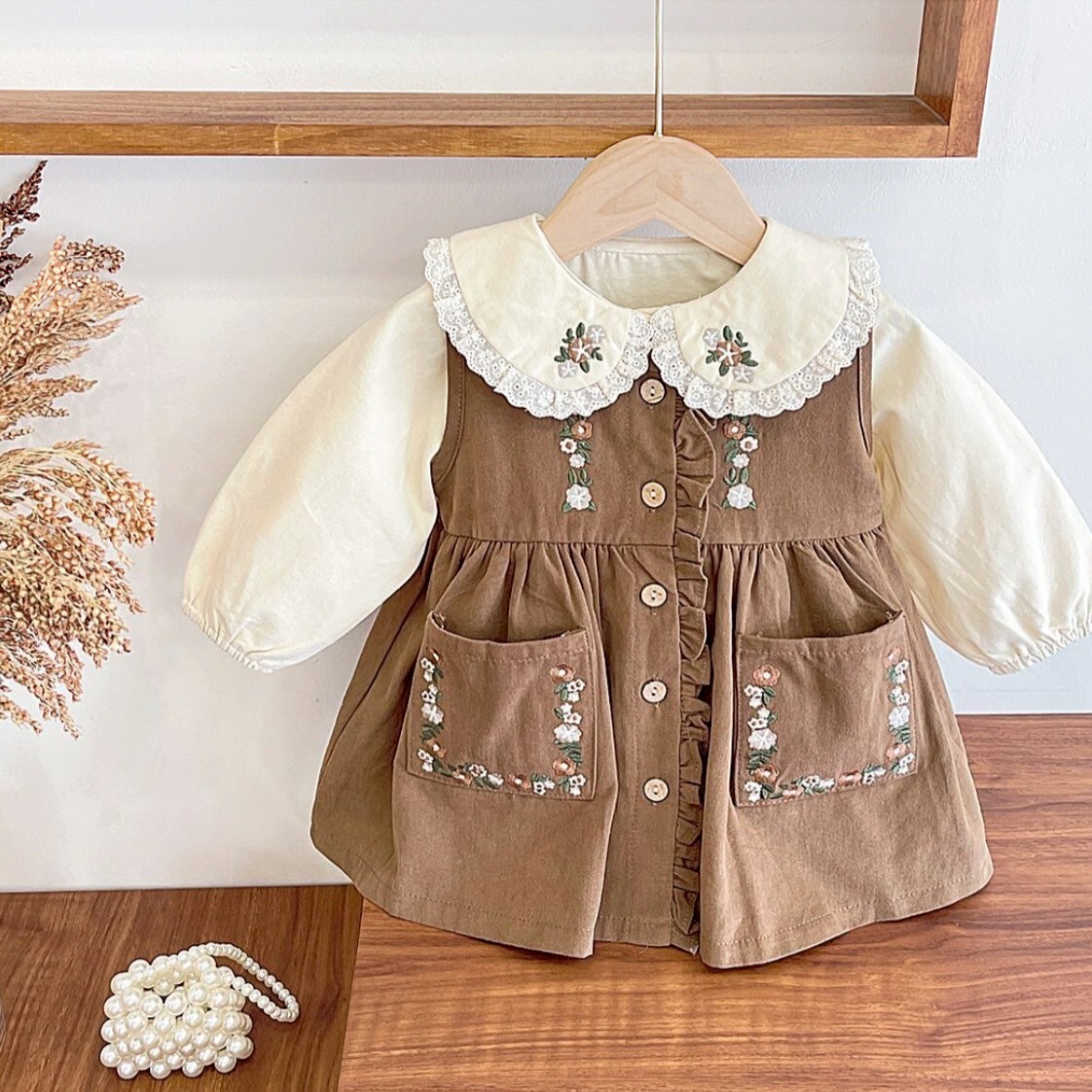 LINE_ALBUM_202598_250908_223