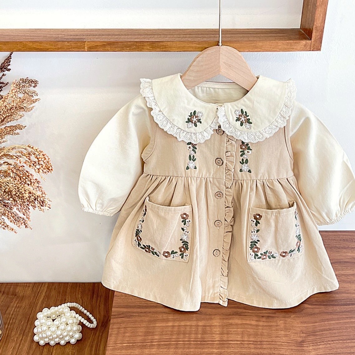 LINE_ALBUM_202598_250908_224