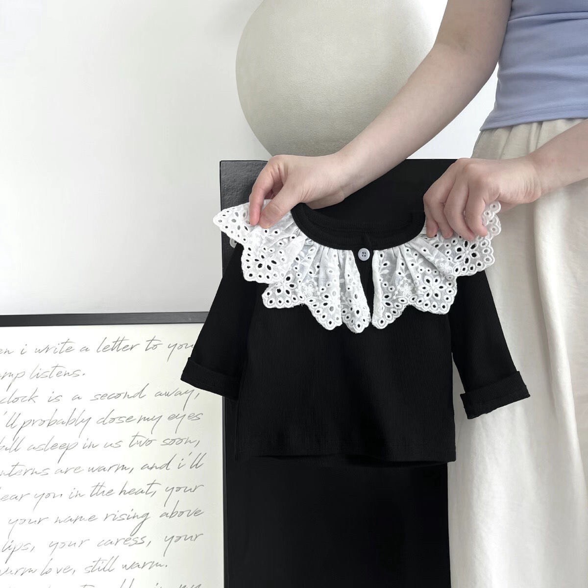 LINE_ALBUM_202598_250908_185