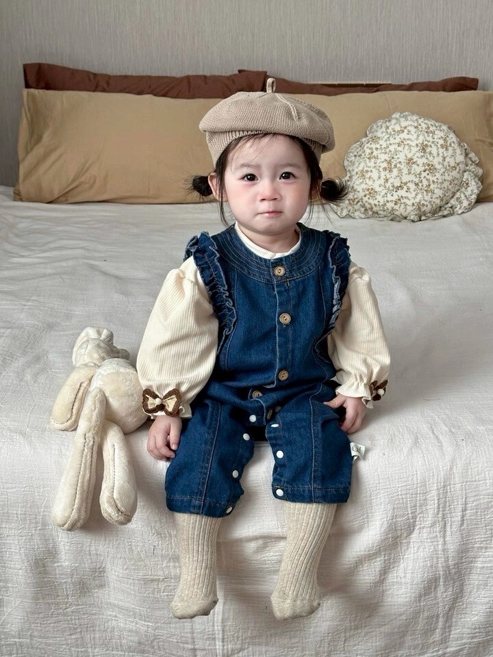 LINE_ALBUM_202598_250908_176