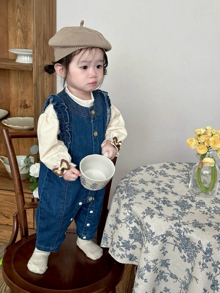 LINE_ALBUM_202598_250908_173