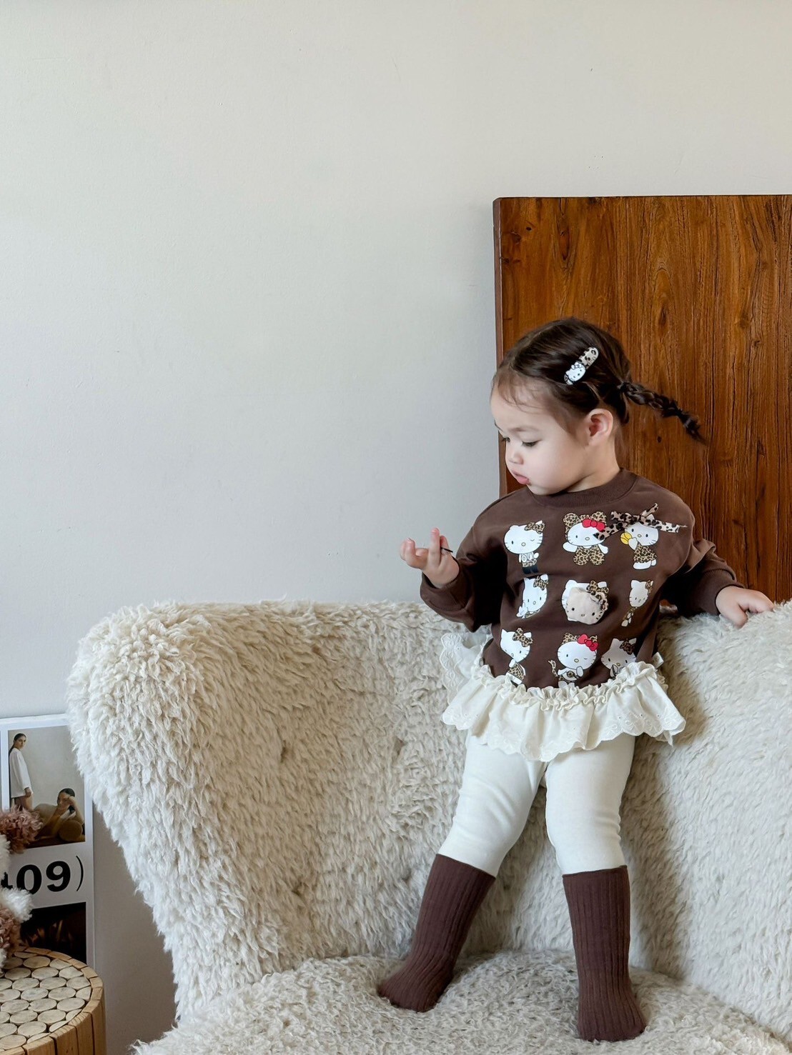 LINE_ALBUM_202598_250908_147