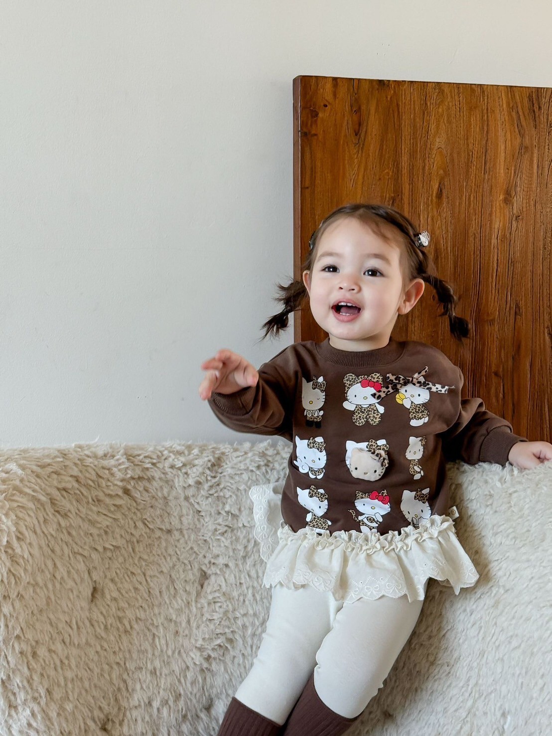 LINE_ALBUM_202598_250908_156