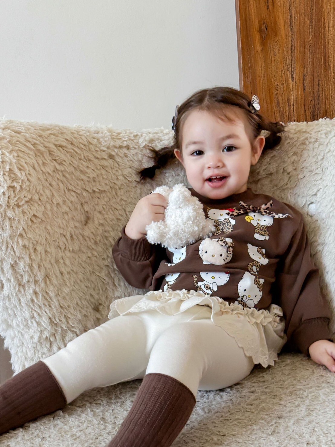 LINE_ALBUM_202598_250908_141