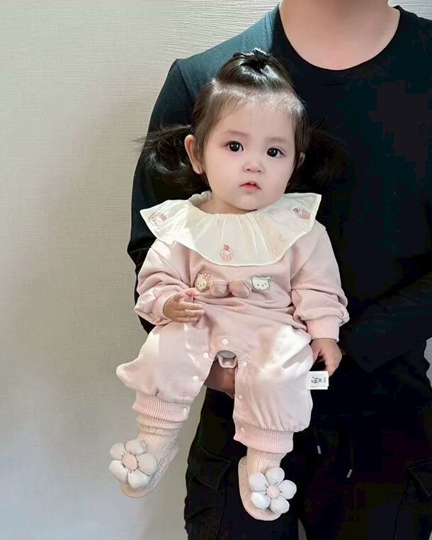 LINE_ALBUM_202598_250908_135