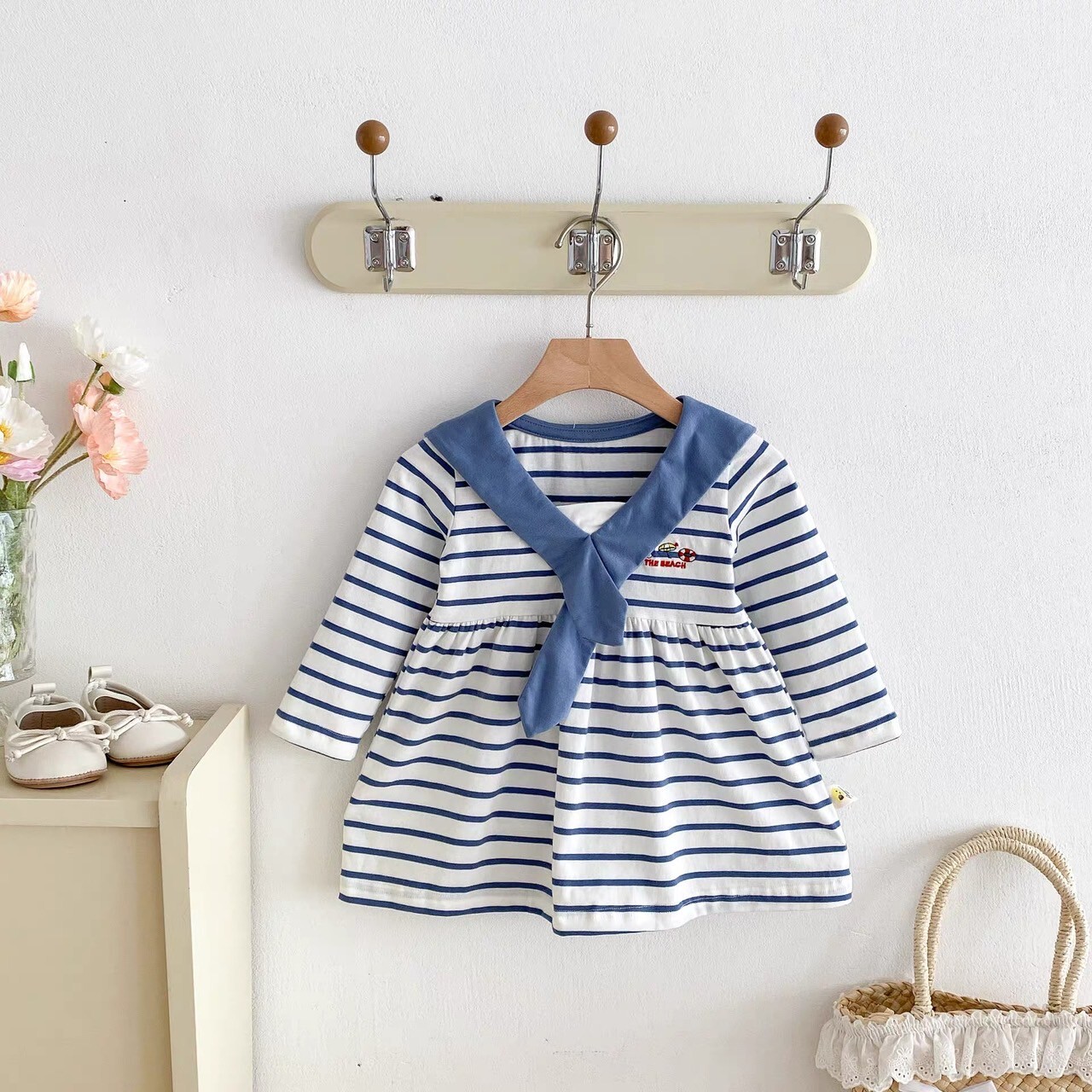 LINE_ALBUM_202598_250908_119