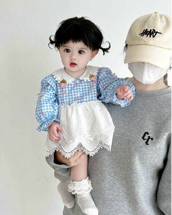 LINE_ALBUM_202598_250908_110