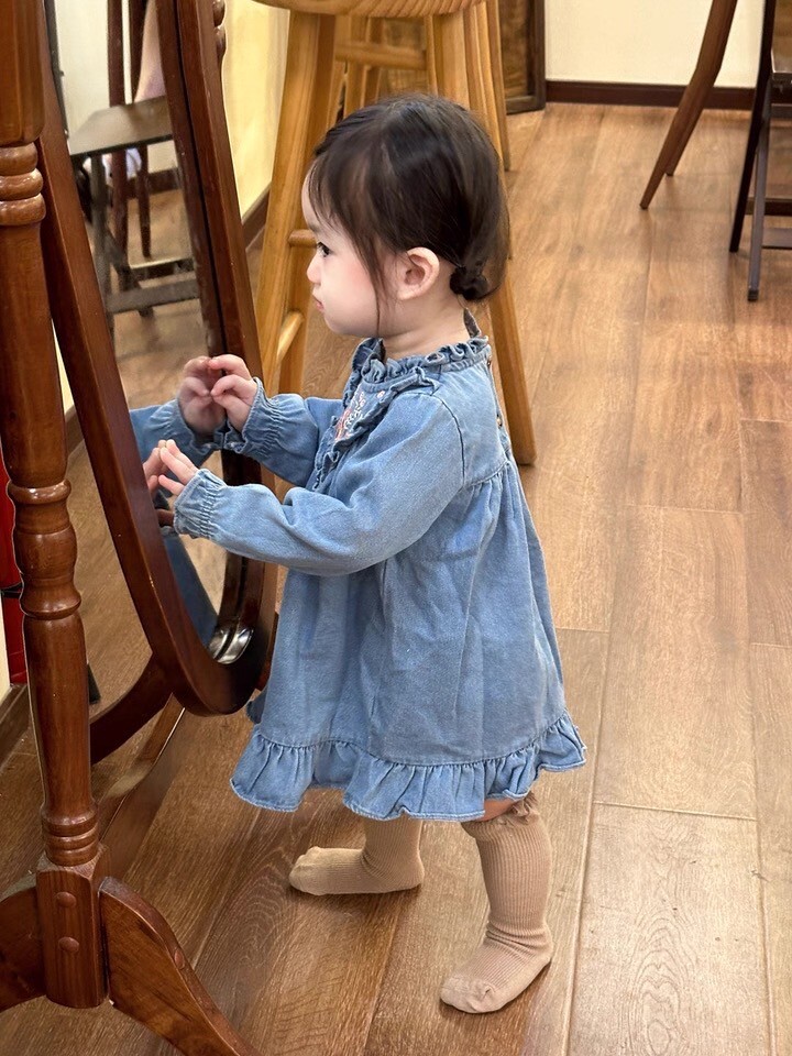 LINE_ALBUM_202598_250908_86