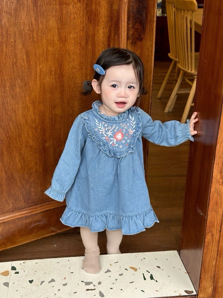 LINE_ALBUM_202598_250908_83