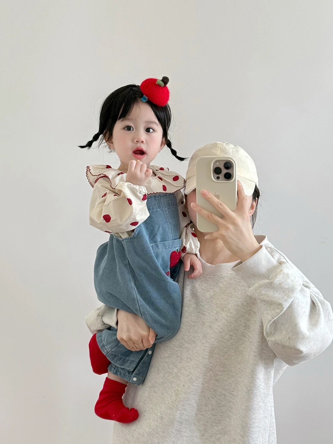 LINE_ALBUM_202599_250909_174