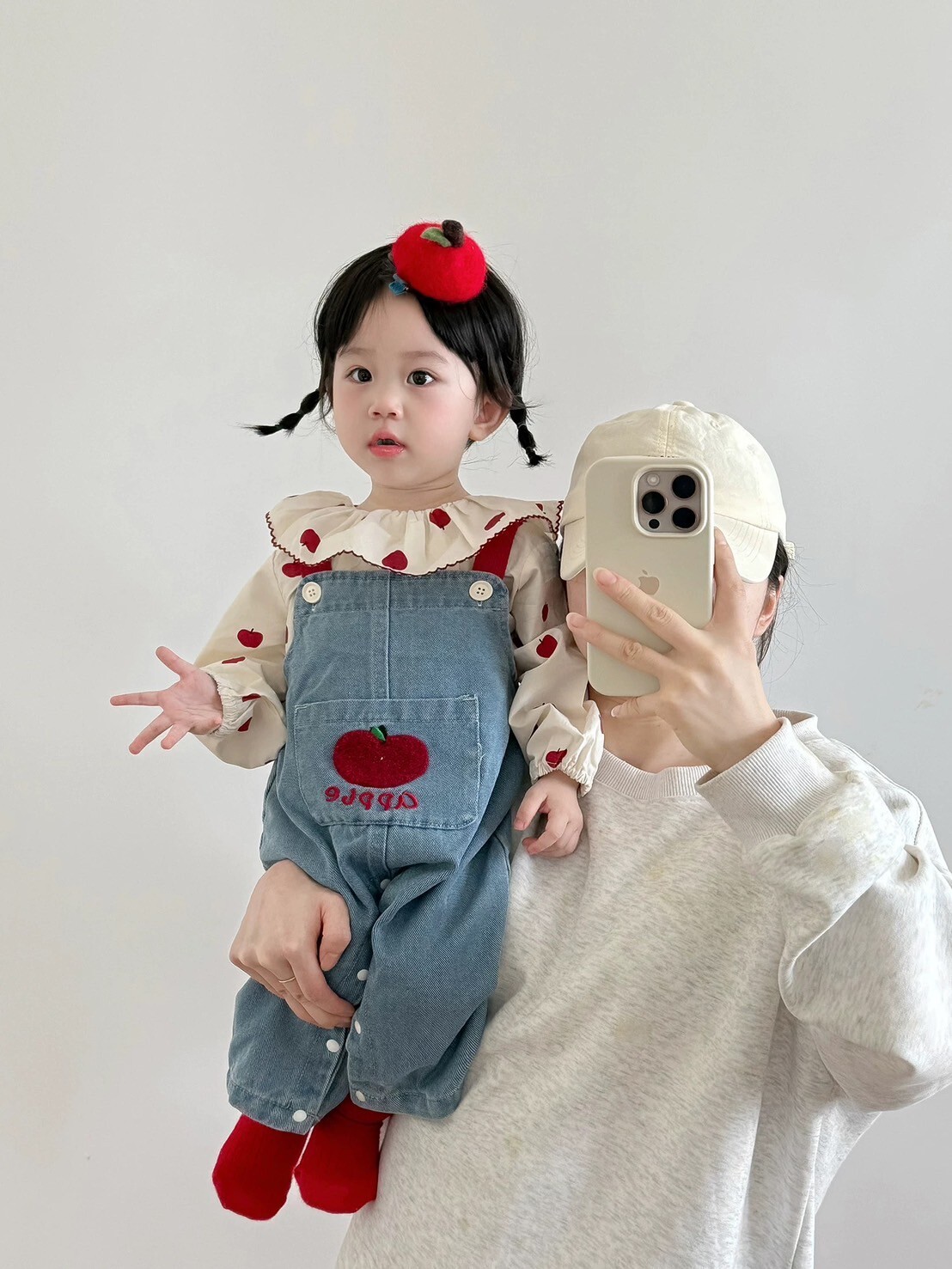 LINE_ALBUM_202599_250909_176