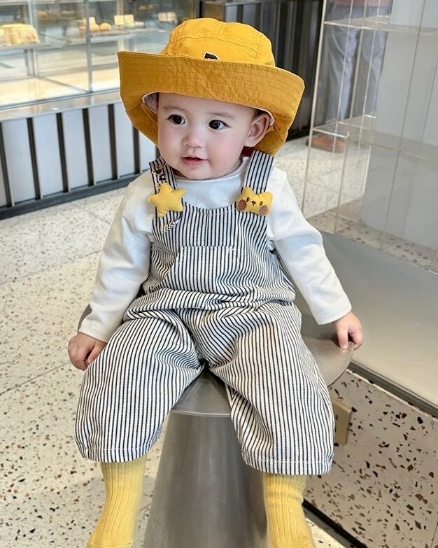 LINE_ALBUM_202599_250909_128