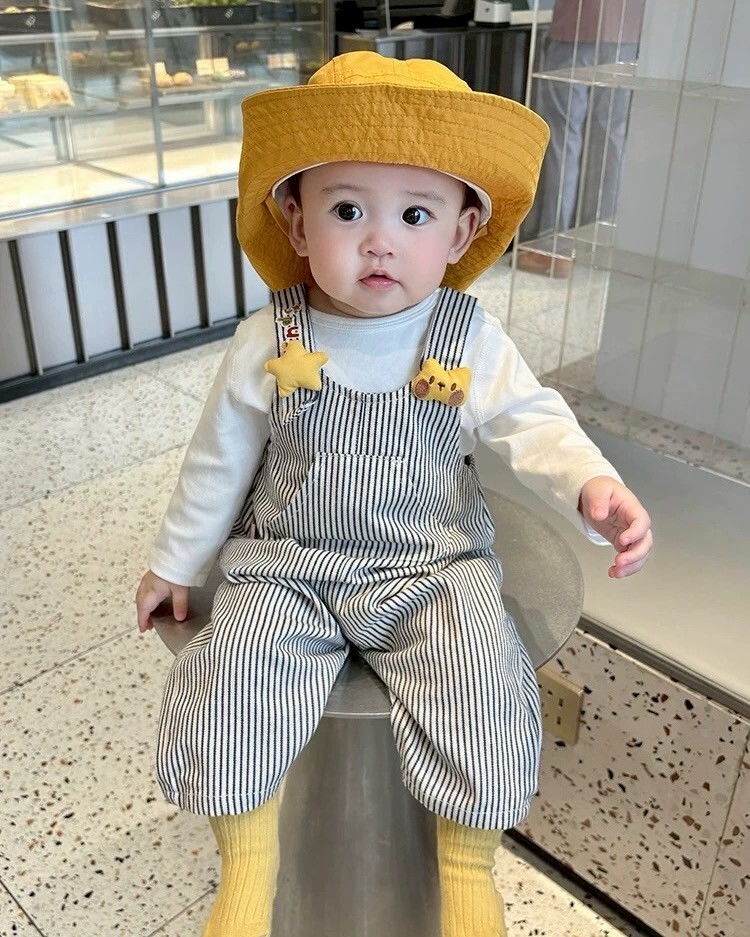 LINE_ALBUM_202599_250909_127