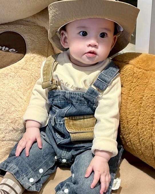 LINE_ALBUM_202599_250909_118