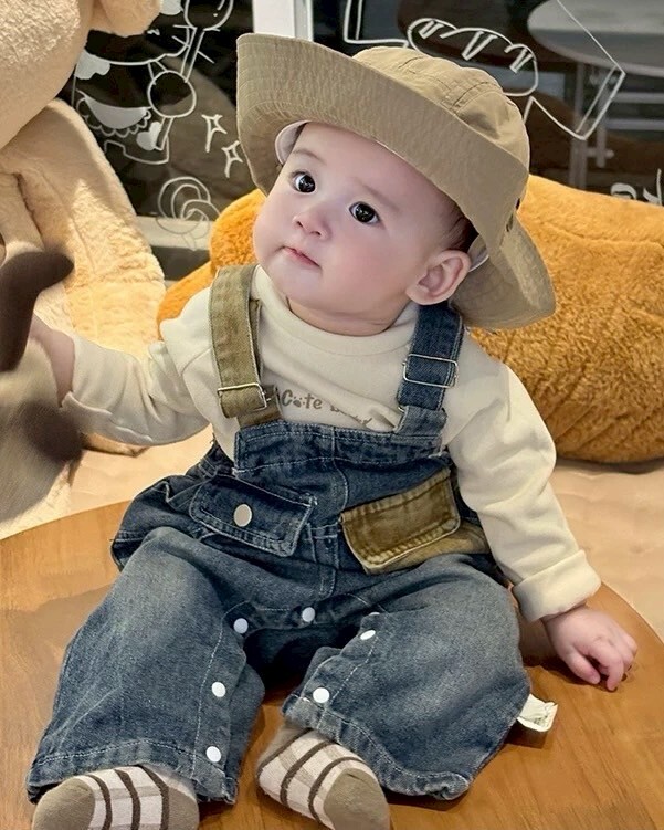 LINE_ALBUM_202599_250909_114