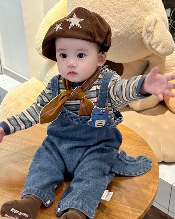 LINE_ALBUM_202599_250909_108