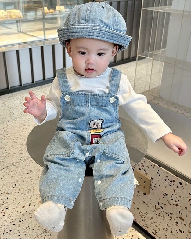 LINE_ALBUM_202599_250909_93