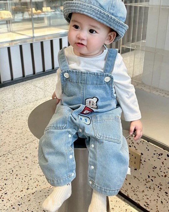 LINE_ALBUM_202599_250909_89