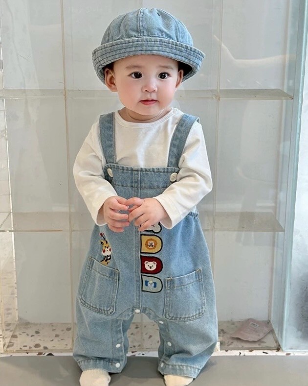 LINE_ALBUM_202599_250909_95